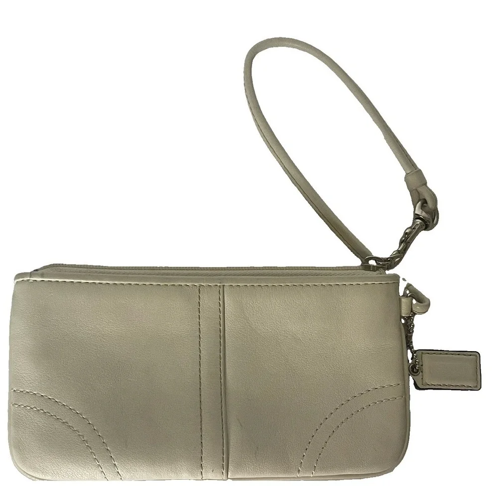 Coach Ivory Leather‎ Wristlet Zip Top Silver Hardware Charm Stitched Trim